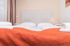 1 室のベッドルーム、デスク、アイロン / アイロン台、WiFi