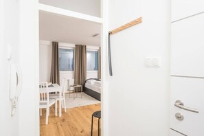 Interior - Cozy Favoriten near Vienna train station (Vienna)