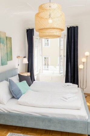 2 bedrooms, desk, WiFi - Cozy Kunsthaus Graz in Austria (Graz)