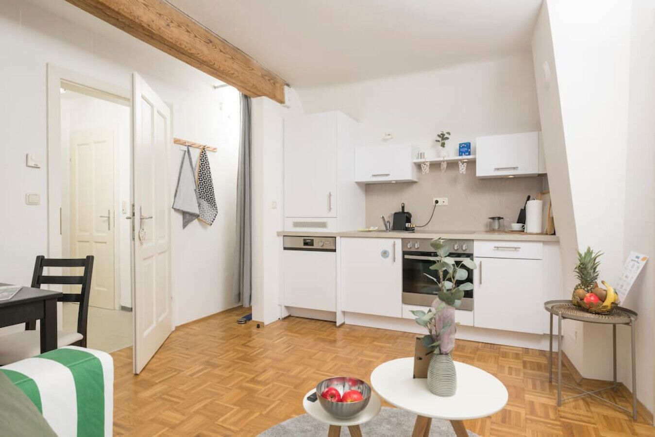 Kühlschrank, Ofen, Herdplatte, Geschirrspüler