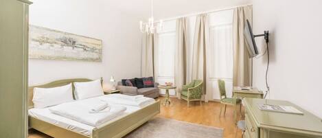 2 bedrooms, desk, iron/ironing board, travel crib