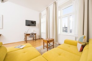 Smart TV - Best of Hernals Top 34 (Vienna)