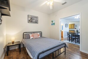 3 Schlafzimmer, Bügeleisen/Bügelbrett, WLAN, Bettwäsche