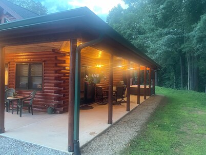 Ecusta Trailhead Cabin