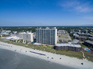 Beach - Ashworth 105 4 Bedroom Condo by RedAwning (North Myrtle Beach)