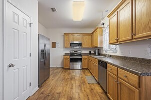 Cottage, 3 Bedrooms | Private kitchen | Fridge, oven, coffee/tea maker, toaster