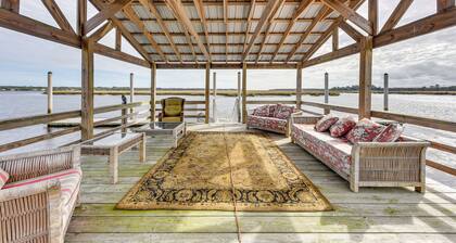St Marys Retreat w/ Watchtower & Community Hot Tub