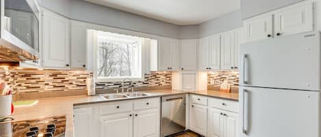 House (3 Bedrooms) | Private kitchen