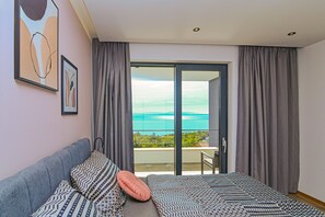 4 bedrooms, iron/ironing board, free WiFi, bed sheets - Superior Villa Žiganto with saltwater pool (Poljane)