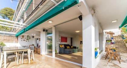 Designer Luxury Two Bedroom Apartment