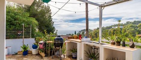 Luxury Apartment | Terrace/patio