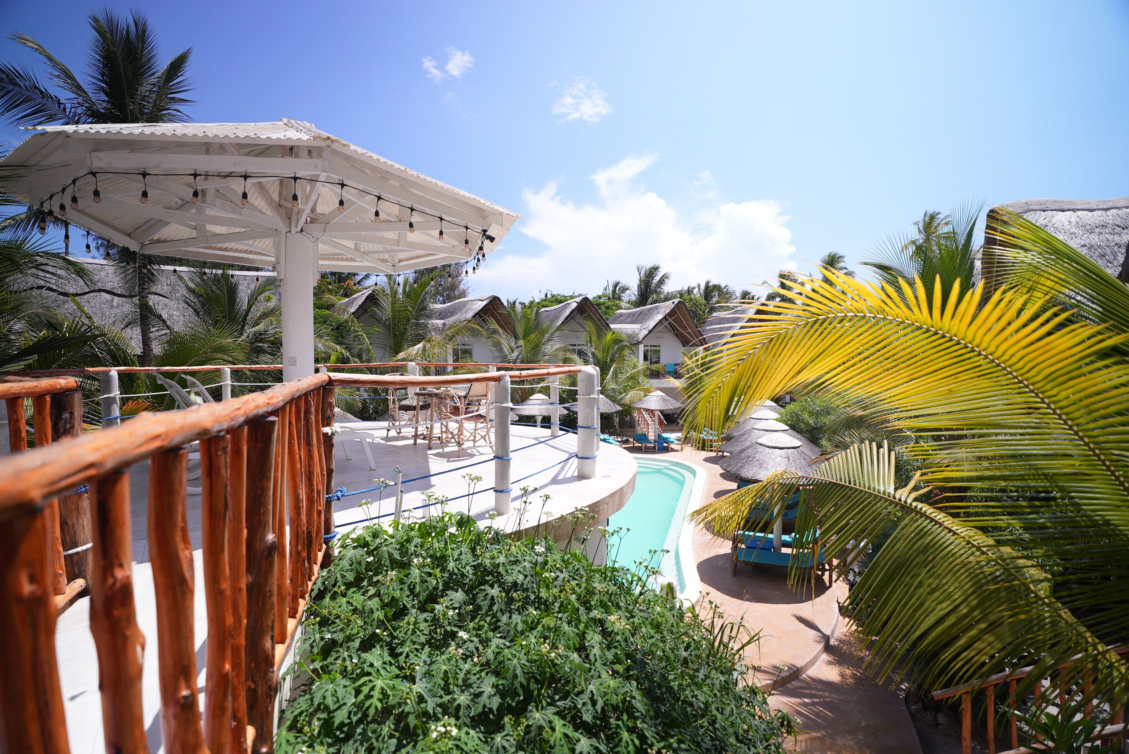 Deluxe Quadruple Room | In-room safe, individually decorated, free WiFi, bed sheets