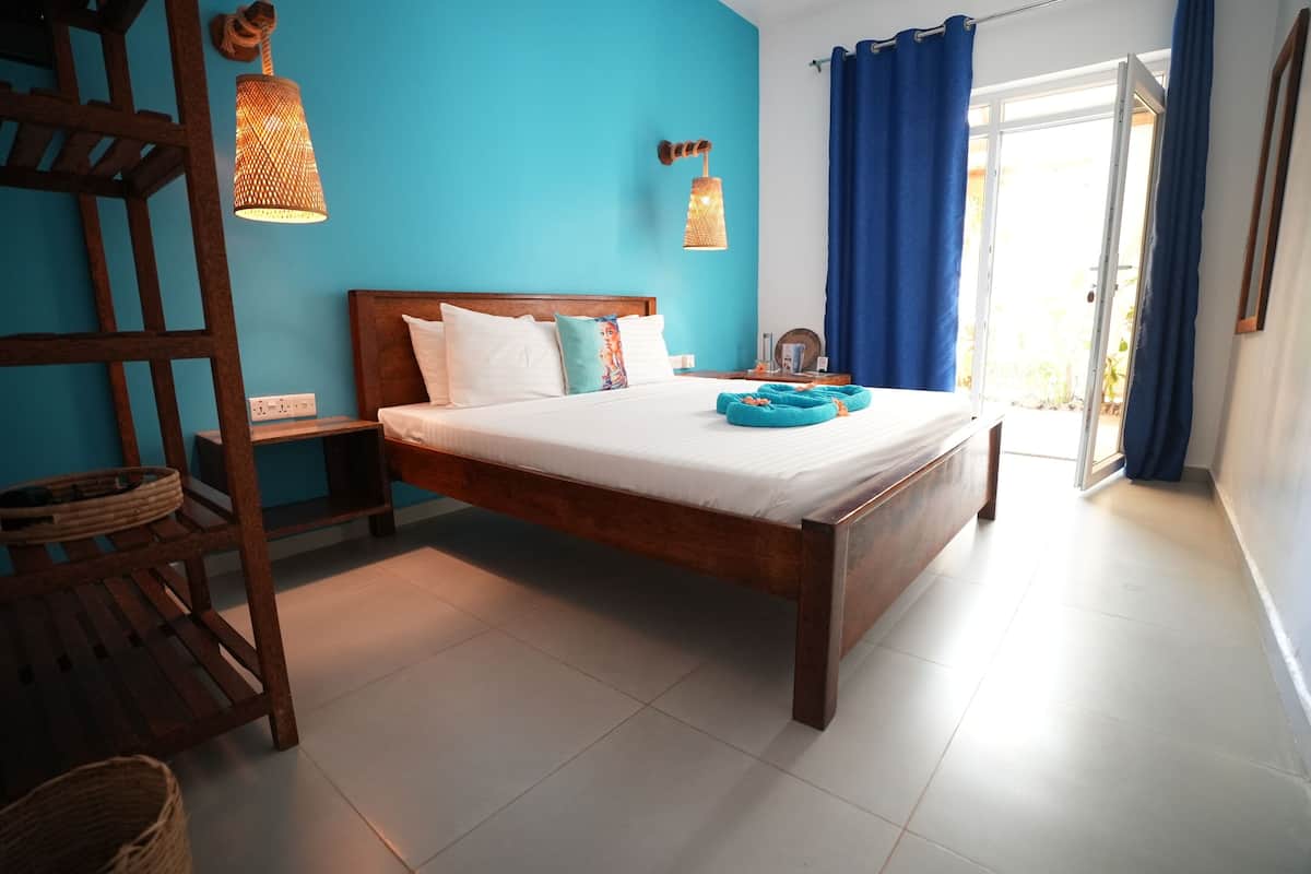 Standard Double Room, Garden View