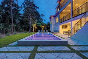 Opvarmet pool