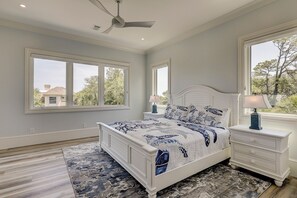 10 habitaciones, tabla de planchar con plancha, wifi y ropa de cama 