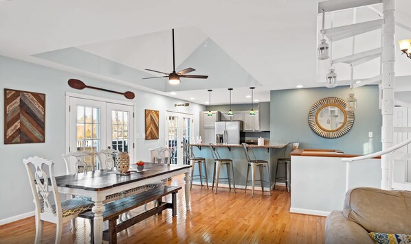 Unclassified image, 1 of 26, button