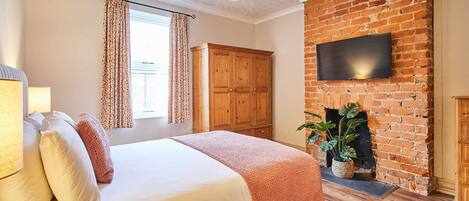 3 Schlafzimmer, Bügeleisen/Bügelbrett, Bettwäsche