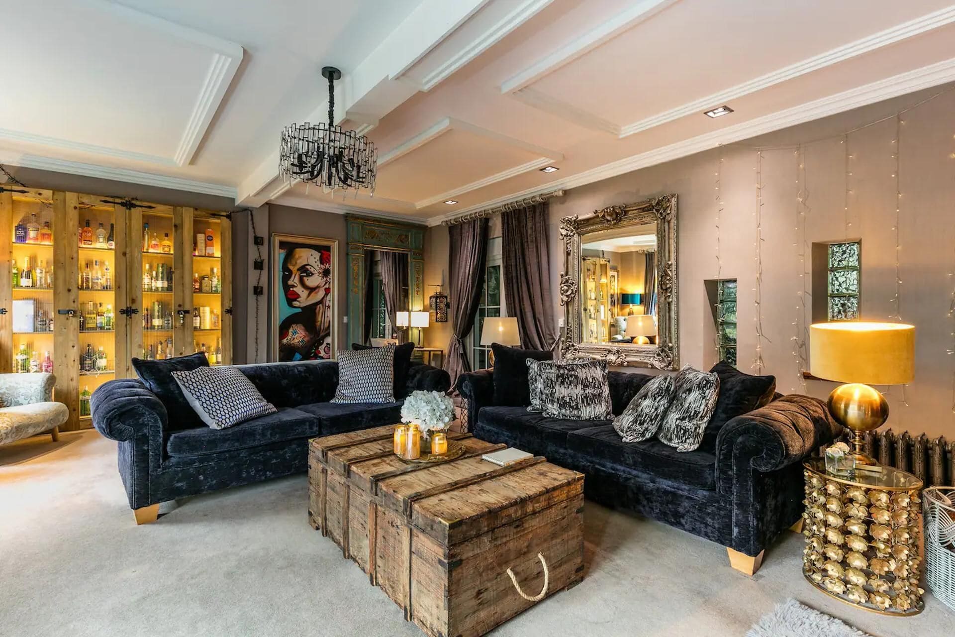 House | Living area | TV, fireplace