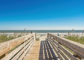 Beach - 197 Georges Bay Road (Margonitaville) (Surfside Beach)