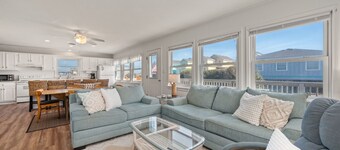 Direct Beach Access at my newly updated cottage in Nags Head, NC