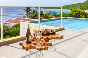 Pool - Villa Blenchi With Pool and Amazing sea View (willemsted)