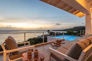 Terrace/patio - Villa Blenchi With Pool and Amazing sea View (willemsted)