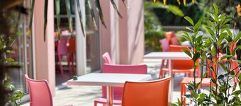 Hotel Formule Club Bordeaux Cenon