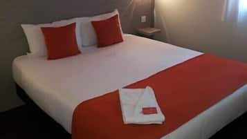 Superior Room | Desk, soundproofing, free WiFi, bed sheets