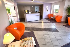 Reception - Hotel Formule Club Bordeaux Cenon (Cenon)
