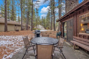 تناول الطعام بالخارج