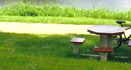 La Grande Tanière du Loup Garou