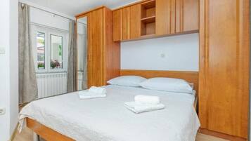 5 sovrum, strykjÀrn/strykbrÀda, wi-fi och sÀngklÀder