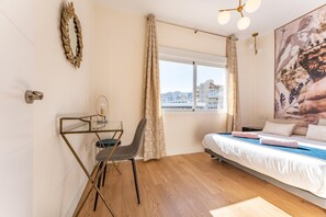 2 bedrooms, WiFi, bed sheets