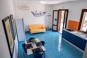 Interior - Casa Orchidea Bianca with large equipped veranda (San Vito Lo Capo)