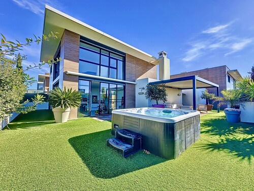 Exceptionnel toit terrasse au cœur du quartier Port Marianne à Montpellier