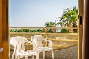 View from room - ALEGRIA El Mar (Santa Susanna)