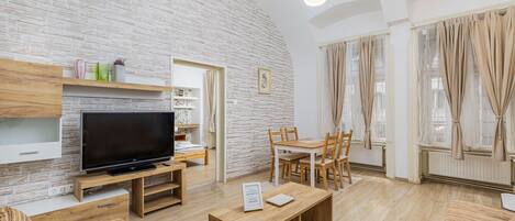 Leilighet – comfort | 2 soverom, sengetøy av topp kvalitet, skrivebord og strykejern/-brett