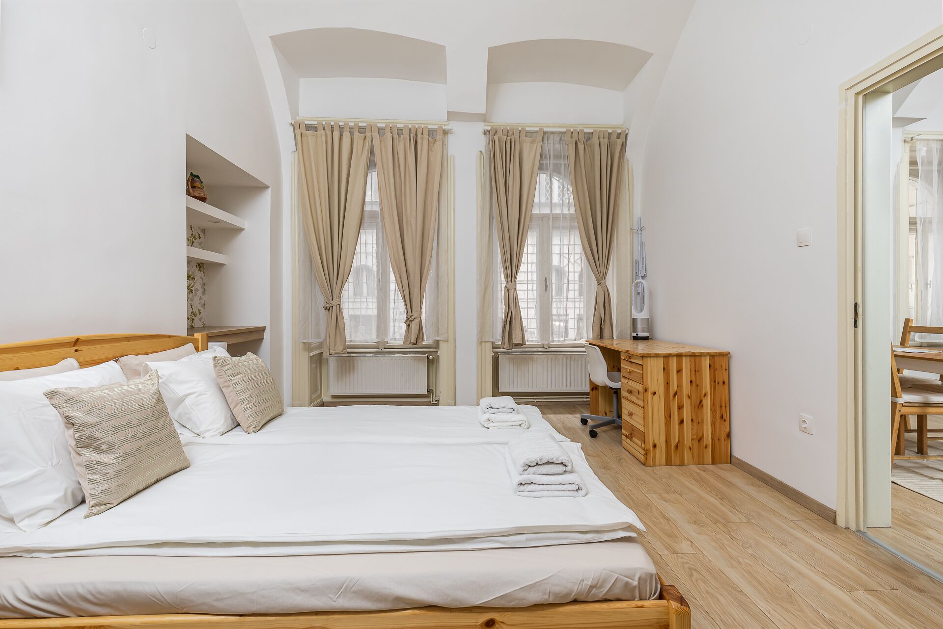 المنشأة من الداخل