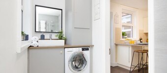 Scarborough Stays  5 Bed - 3 min from beach