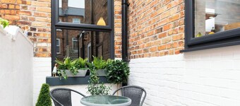 Scarborough Stays Park-up & relax! 5 Bed House