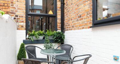 Scarborough Stays Park-up & relax! 5 Bed House