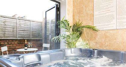 Scarborough Stays The Ravines ii - with Hot Tub