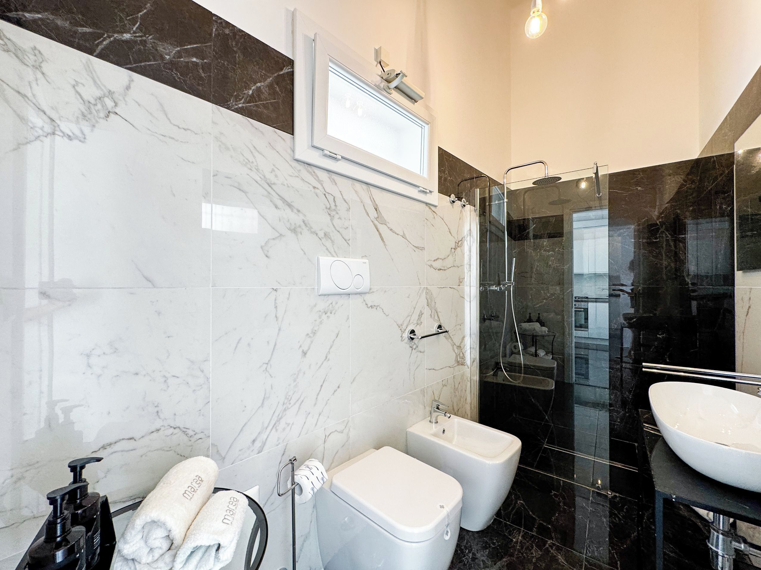 Haartrockner, Handtücher