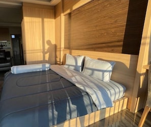 1 bedroom, desk, iron/ironing board, free WiFi