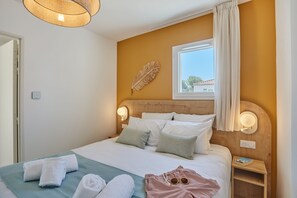Blackout curtains, free WiFi, bed sheets - Résidence Odalys Riviera la Presqu'Ile (Hyères)