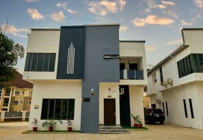 Exterior - Villa Marina Hotel Abuja (Abuja)