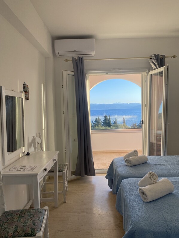 Traditional Room | 1 bedroom, free WiFi, bed sheets - Panorama Notos (Corfu)