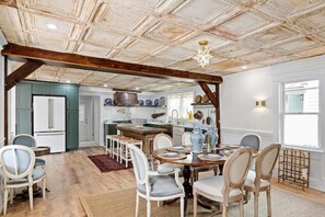 Dining - Historic, Huge, Downtown Lewes! (Lewes)