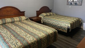 Standard Room, 2 Katil Ratu (Queen)