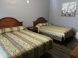 Standardzimmer, 2 Queen-Betten